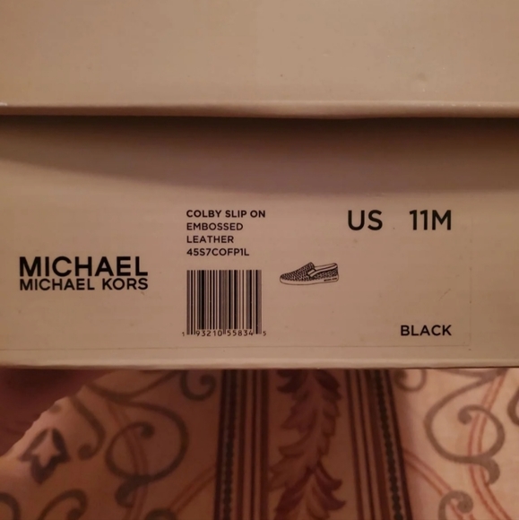 Michael Kors Colby Slip On - Picture 2 of 5